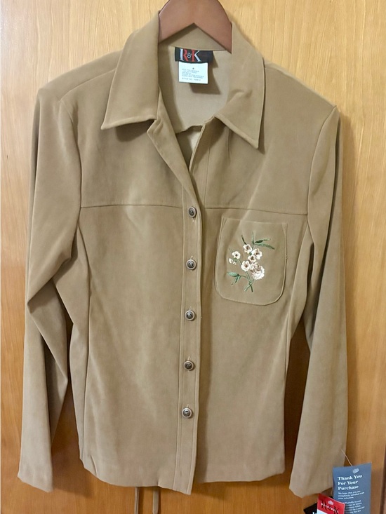 R&K Castle Hill Tops - NWT R&K Castle Hill Super Soft Embroidered Tie-Back Shirt Jacket | Size 8